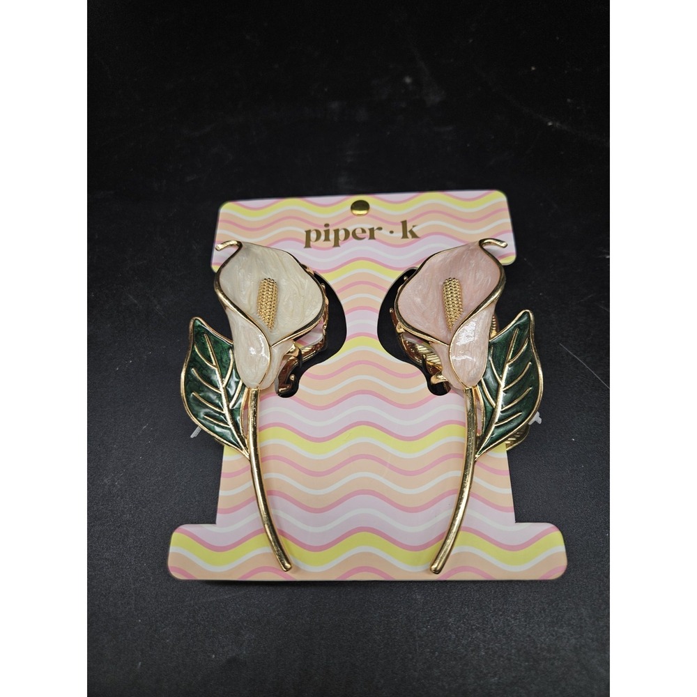 New with Tag ⚜️🌷⚜️ Piper K Calla Lilly Enamel Hair Claw Metal Clip Set of 2
